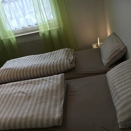 Komfortable Im Grunen Apartment Essen