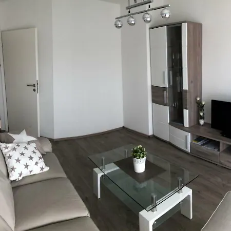 Apartment Komfortable Im Grunen *