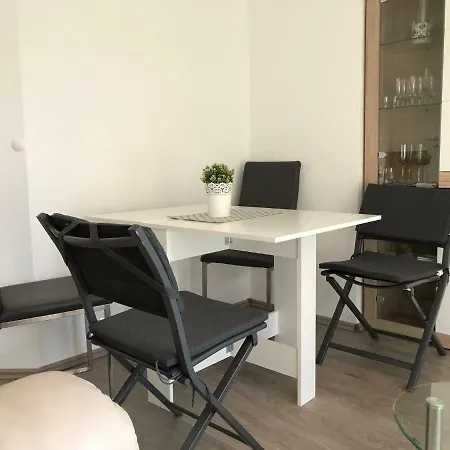 Komfortable Im Grunen Apartment *