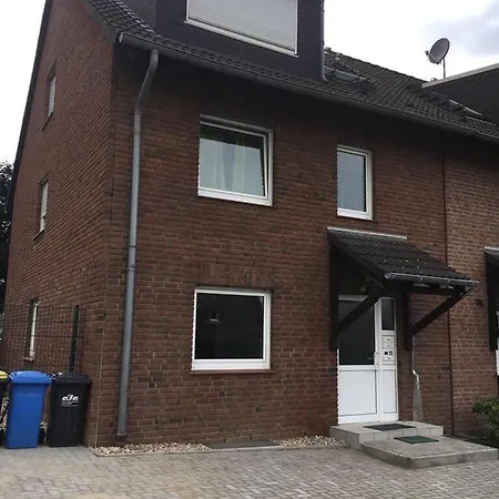 Komfortable Im Grunen Apartment Essen